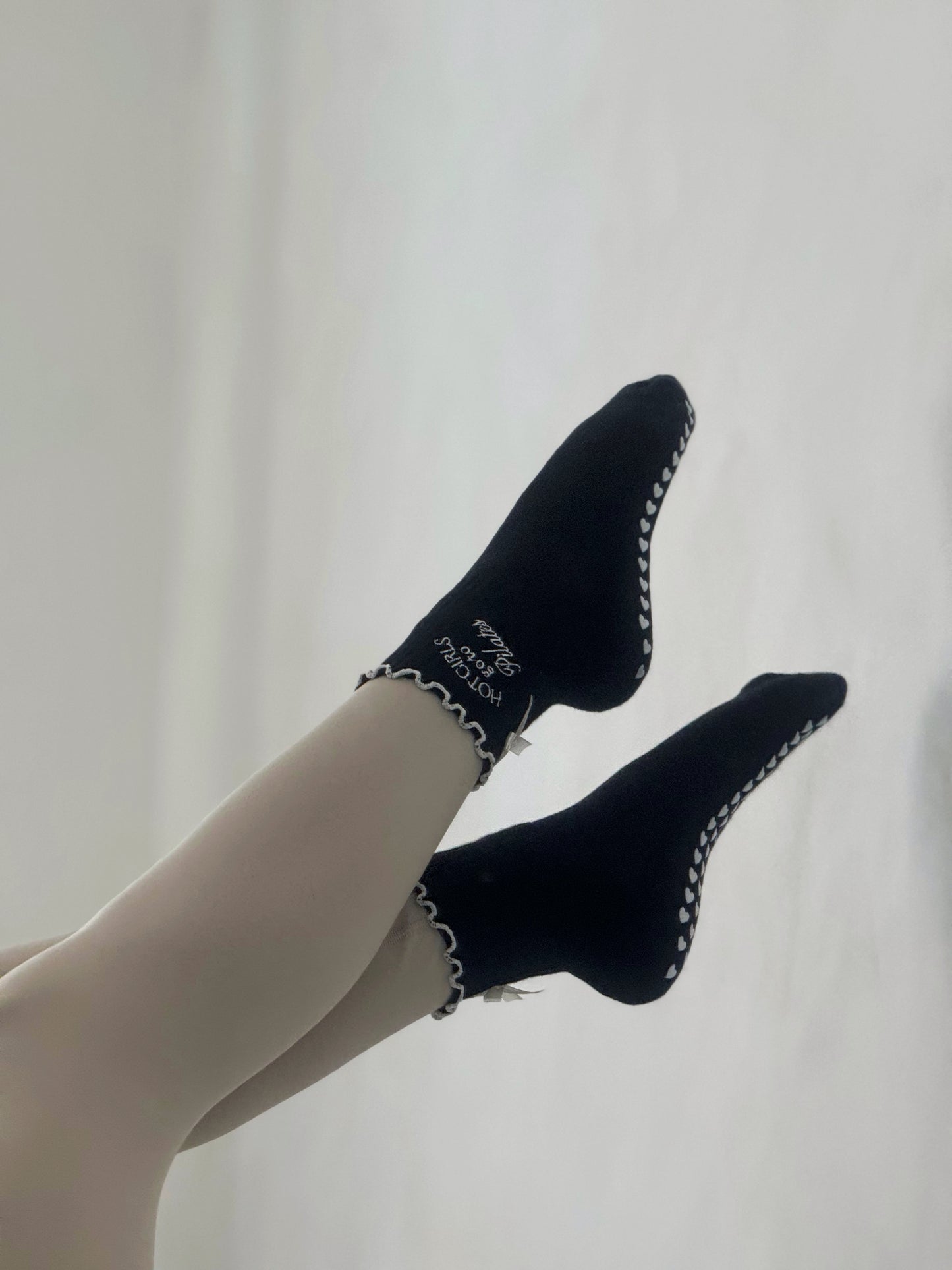 Hot Girls go to Pilates - Noir