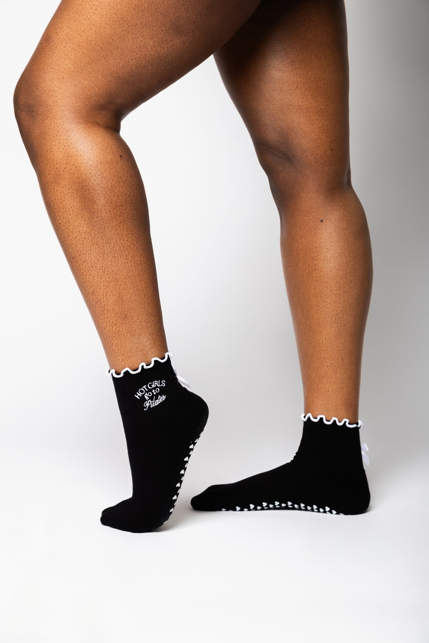 Hot Girls go to Pilates - Noir